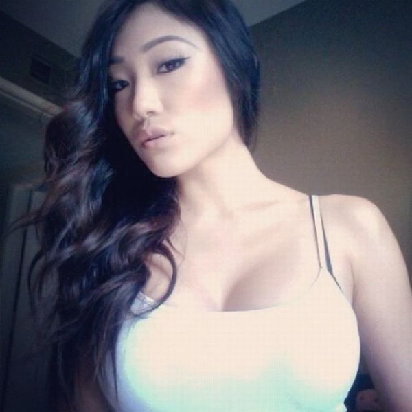  Красивые Азиатские девушки из социальных сетей