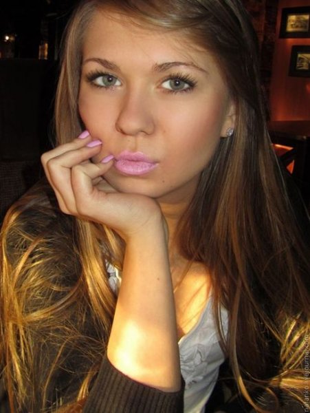 Красивые Русские девушки из социальных сетей. Часть-2