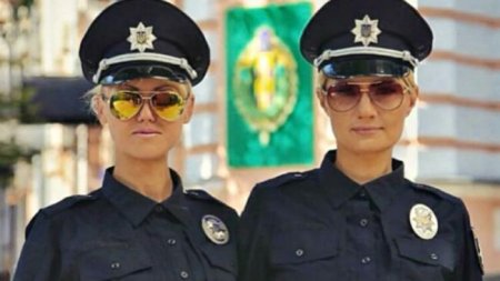 Самые красивые девушки новой полиции Киева