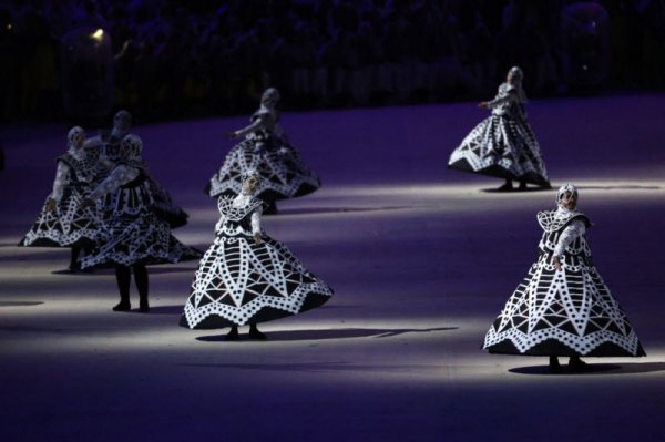 Увлекательные кадры с закрытия Летних Олимпийских игр в Рио 2016 года