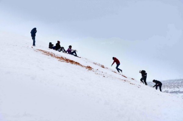 Снегопад в пустыне Сахара