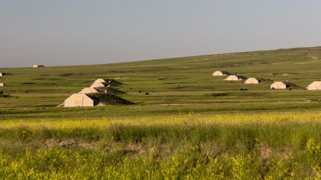 Бункерное сообщество для спасения 1% людей в случае конца света