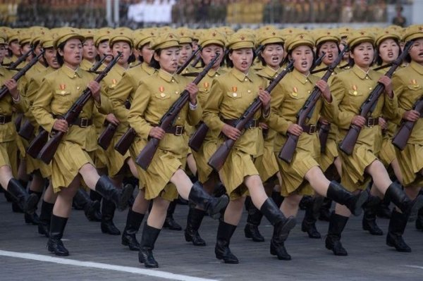 Фотоподборка: Девушки Северной Кореи