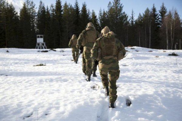 Тренировки первого женского спецназа Норвегии