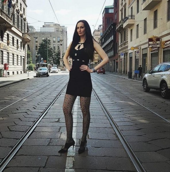 Россиянка Екатерина Лисина подала заявку на титул женщины с самыми длинными ногами в мире
