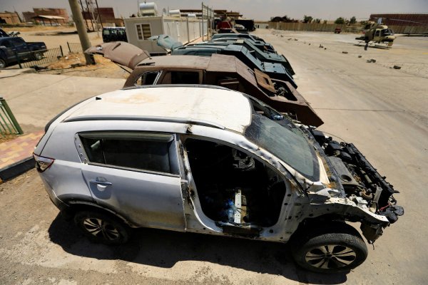 В освобожденном Мосуле нашли модифицированные автомобили из «Безумного Макса»