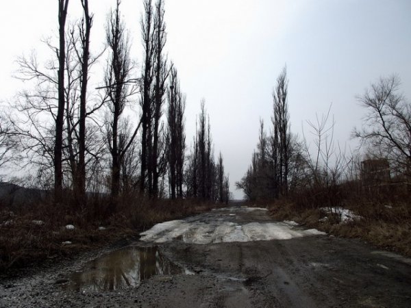 Как живет единственный житель заброшенного военного городка в Сибири