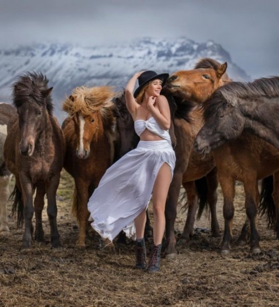 Свежие фотки путешествующей модели Сары Андервуд