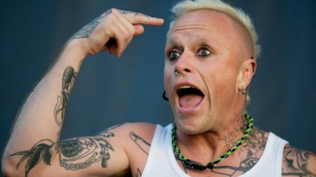 Коллектив группы "The Prodigy" сообщил, что Кит Флинт покончил жизнь самоубийством