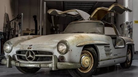 Уникальный Mercedes-Benz 300SL Gullwing, который простоял в гараже 60 лет