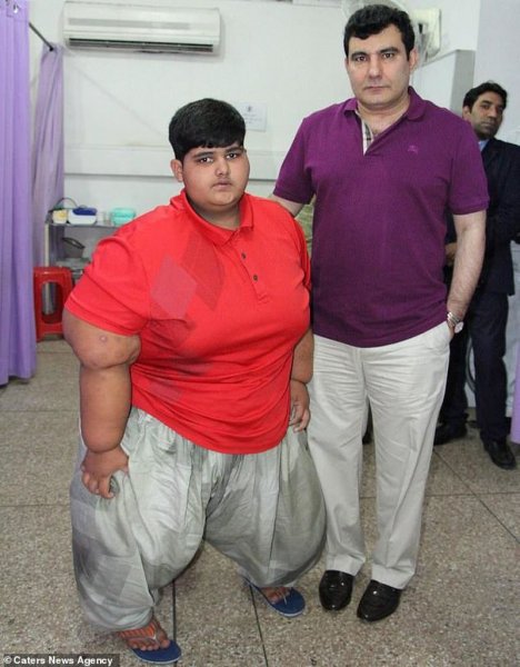 10-летний пакистанец весит почти 200 килограммов