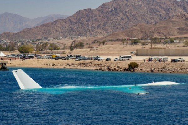 В Иордании ради дайверов затопили самолёт