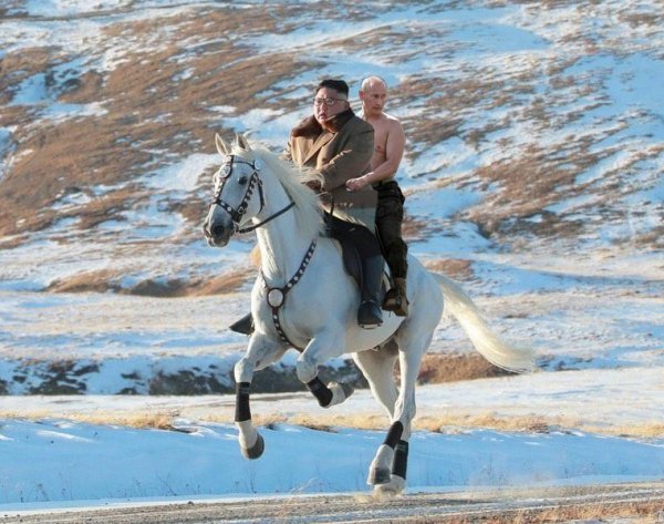 Ким Чен Ын прокатился на коне и стал героем фотожаб
