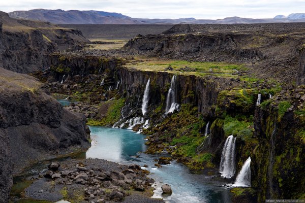 Путь к долине Landmannalaugar в Исландии