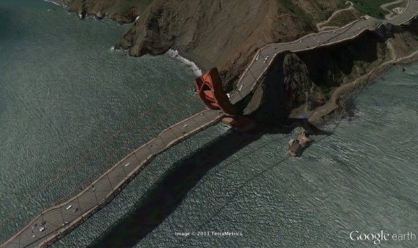 Фотографии из Google Earth, противоречащие здравому смыслу