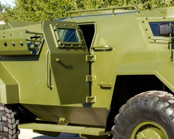 В Беларуси создали вездеход для рыбаков на основе боевой машины "Кайман"