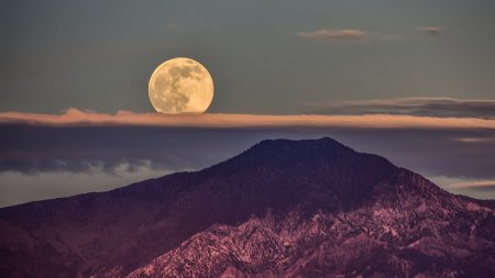 Чем Луна может быть полезной человечеству в будущем?