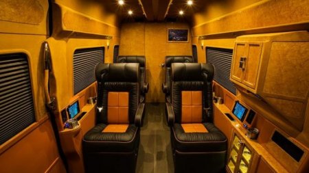 Пуленепробиваемый Mercedes Sprinter стоимостью 550 000 долларов