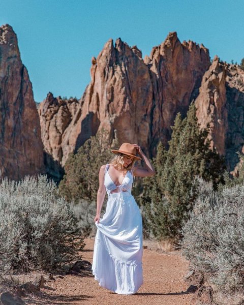 36-летняя американская фотомодель, актриса Сара Андервуд (Sara Underwood) на снимках в Instagram и Patreon