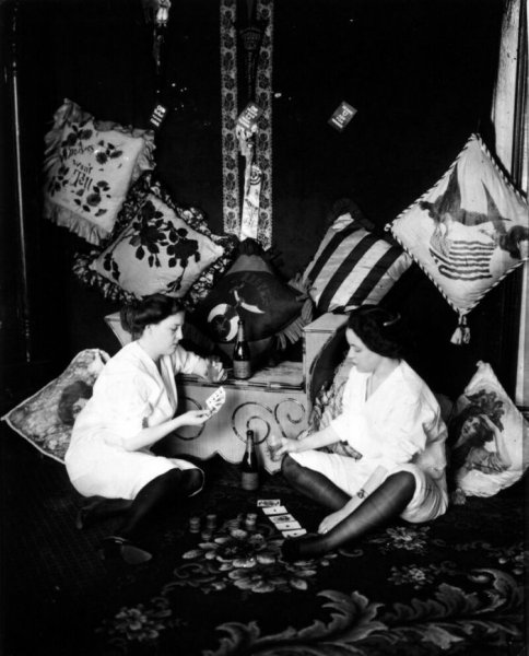 Как выглядели проститутки из города грехов Монреаля в 20-40-х годах XX века