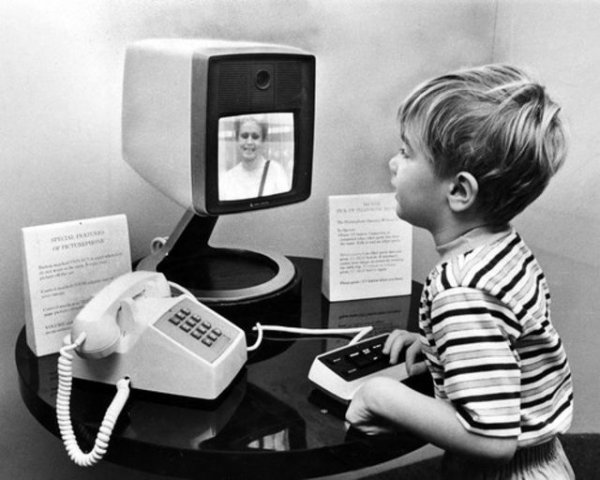 Предок Skype и FaceTime: первый телефон-видеофон, по которому можно было увидеть друг друга