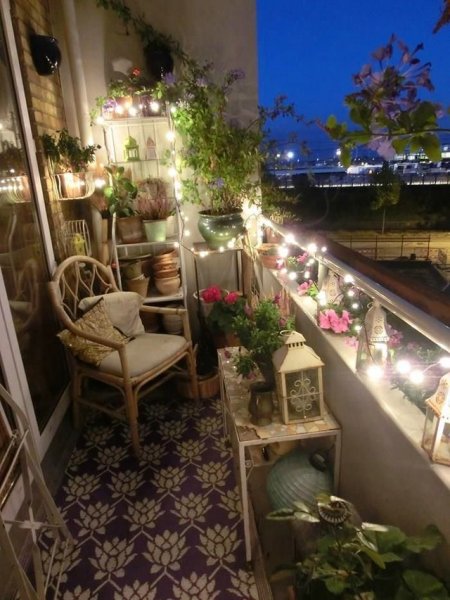 15 самых красивых маленьких балконов