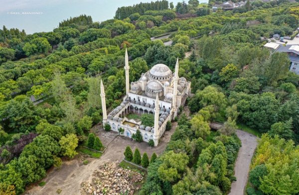 Подборка фотографий атмосферных заброшенных мест