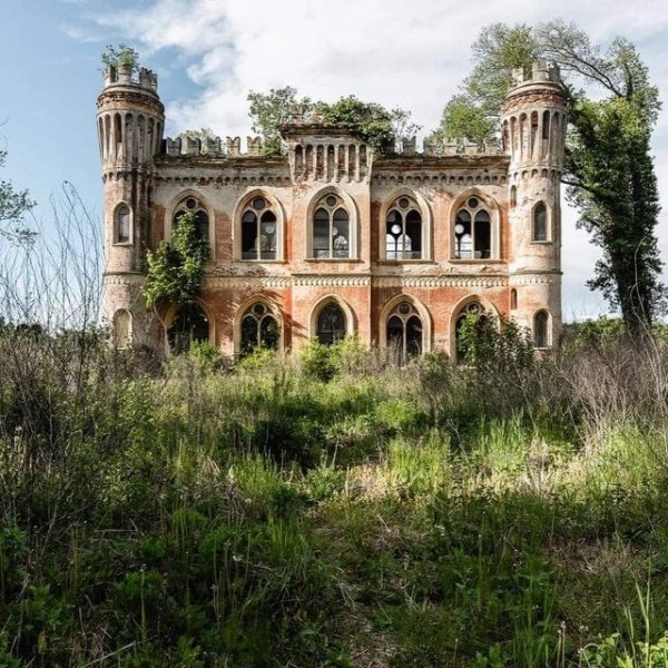 Подборка фотографий атмосферных заброшенных мест