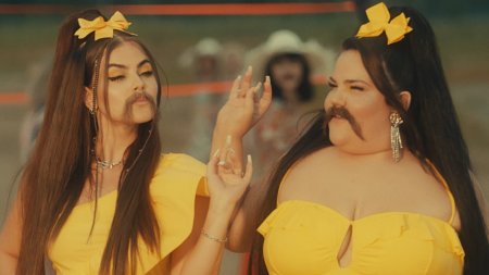 LITTLE BIG - Moustache (feat. NETTA)