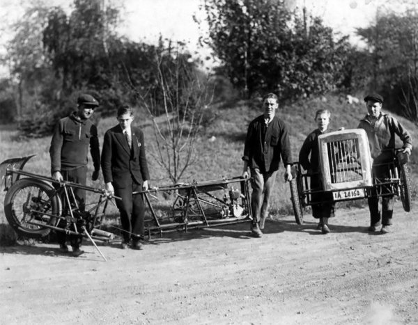 Как выглядела Zaschka Three Wheeler, первая в мире складная машина