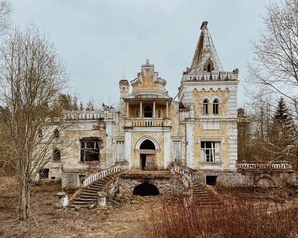 Старинные дачи в объективе российского фотографа Фёдора Савинцева