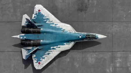 Су-57 — российский истребитель пятого поколения